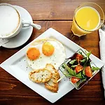 Kahwa * Budapest
